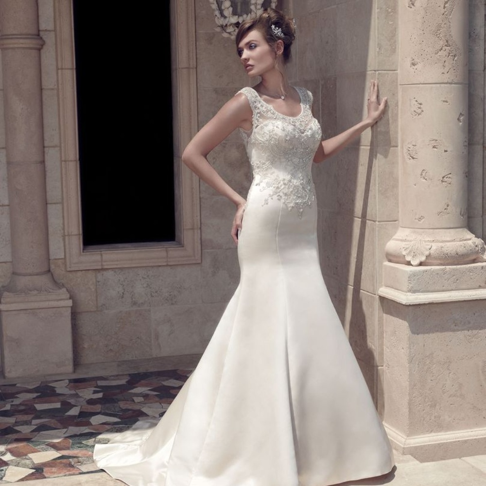 Casablanca Ivory Wedding Dress 2141